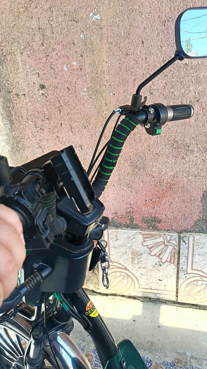 اسلام عليكم دراجه ديلوكس ياباني موديل 2023 
دراجه نضيفه كهربائيات شغاله اسويج وبصمه تشغيل عن بعد الدراجه كامله موصفاته ادراجه قفل وحساس 
سعر الدراجه 300 وبيه كل المجال مستعجل عل بيعه مكاني بابل مشروع المسيب
***********واتساب وبي اتصال 
*********** اتصال بي وقت
