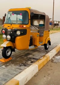 يريد تكتك بل قصد يوصيني وجيبله من واحد وعشرين وجوه لموديل  بس ملاحصه ع...