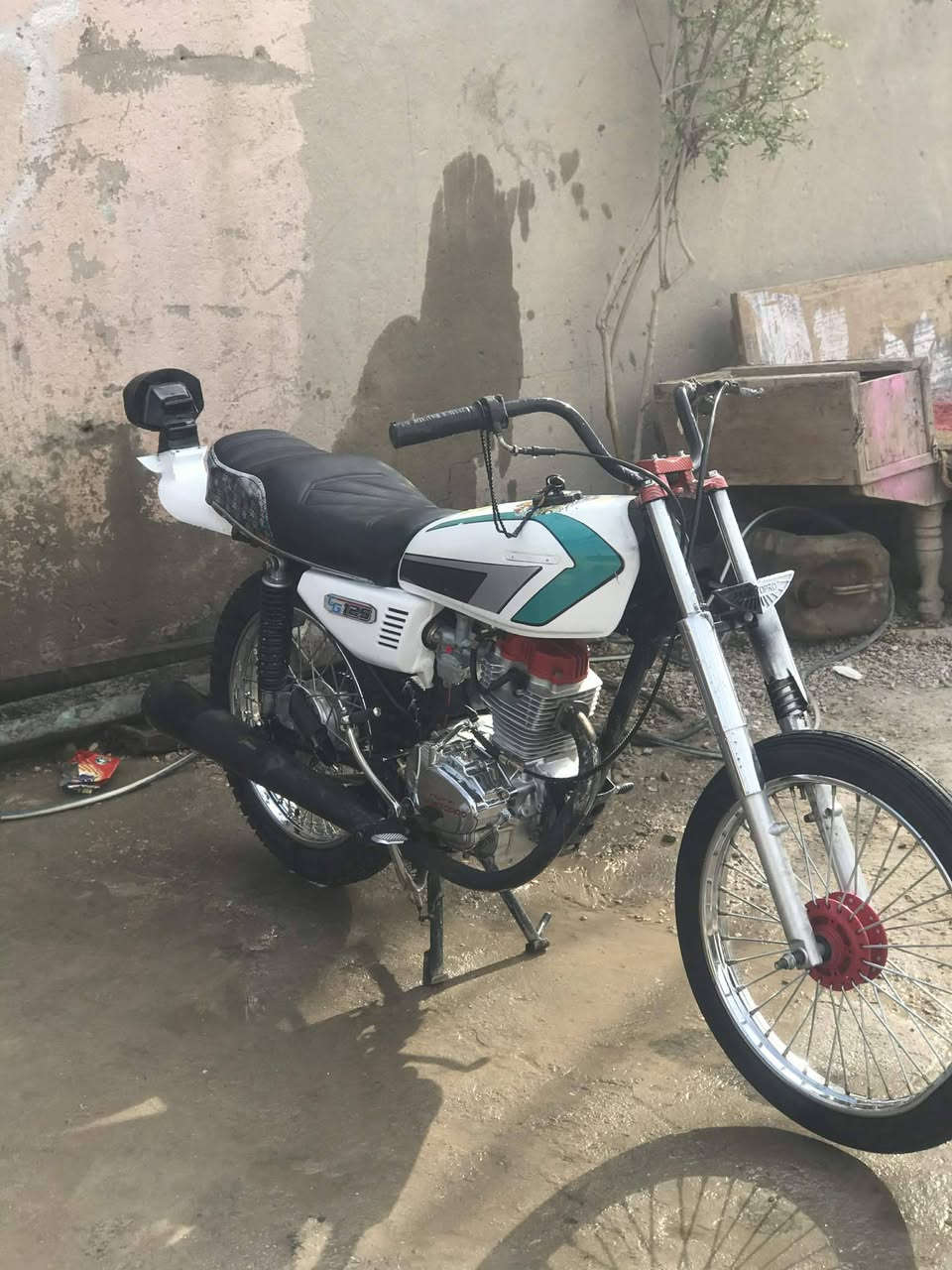 لسلام عليكم دراجه تيربو موديل 25دراجه جديده امعنه الكلمه معدله فول الله شاهد دراجه تخبل ما بيه اي نقص الدراجه اوراق استنساخ  )(ملاحظه الموشراي لا تعبني اخيك (السعر 425اوييه مجال الشراي )مكاني حله شارع 80رقم***********بي وتساب
