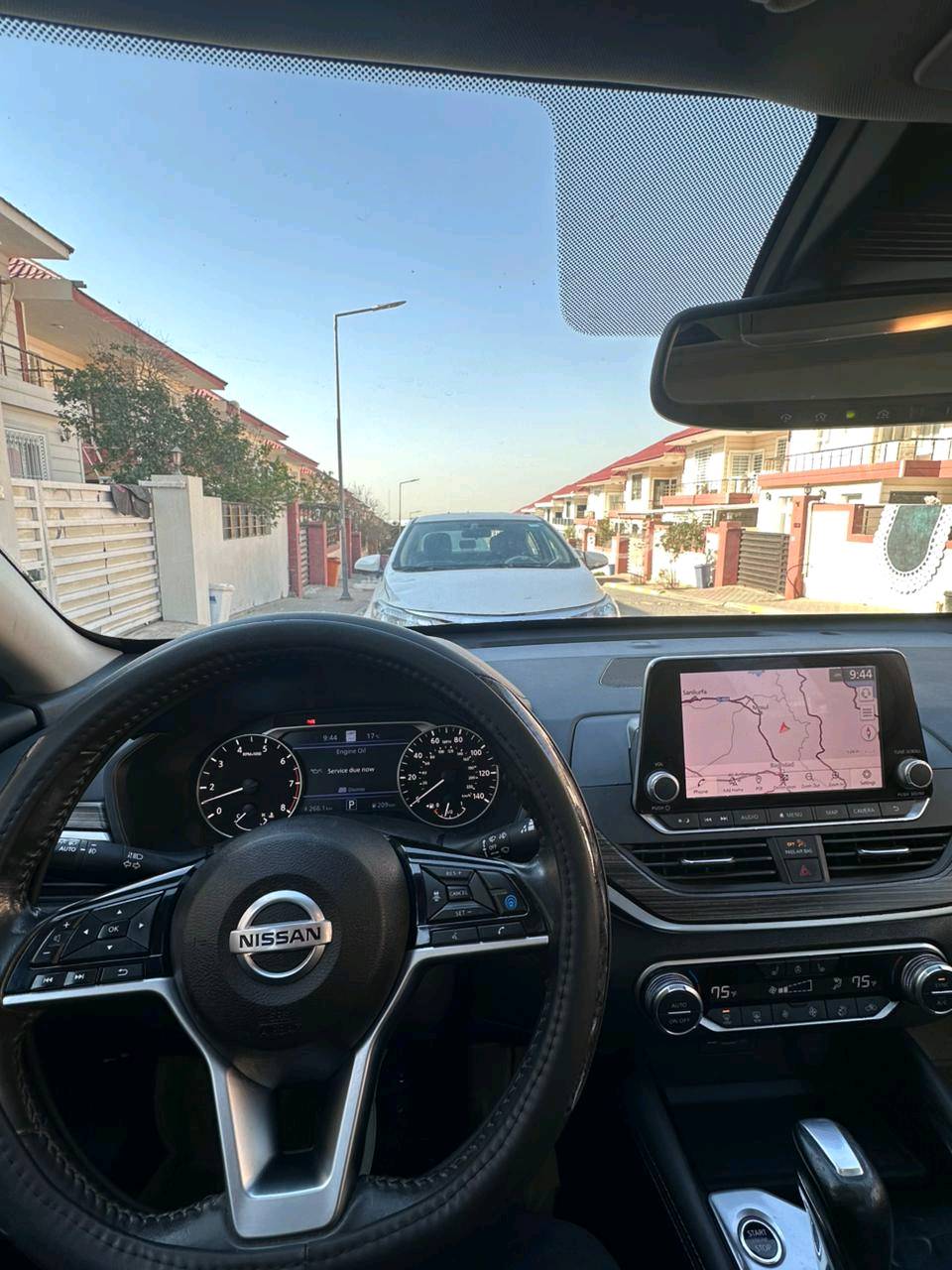 Nissan Altima 2022 Platinum 

مواصفاتها فول اخر شي بالالتيما

سقف سلايد 
كشن هيتر 
استيرن هيتر 
كشنات كهربائي 
كشنات جلد
كشن خزن ميموري 
رادارات جانبية و امامية و خليفة 
قيادة ذاتية 
٥ كاميرات 
٣٦٠ درجة كاميرا 
مراية الجانبية هيتر و اشارة بيها 
مراية الداخلية تعتيم بالليل 
مراية الجانبية تنزل ويه البك R
تبريد خلفي 
نظام خرائط بلادية 🌏
نظام السماعات  Bose 🎼🎼🎙️
نظام فور ويل السيارة 

 
حادثها 
جاملخ و بونيت بدون شواصي 
ايرباك بس سايق طاك و راجع بلادي 

هذا رقم الشاصي 1N4BL4FW5NN398969
 
السيارة ماشية ٦٧ الف ميل 

السعر:151$

***********