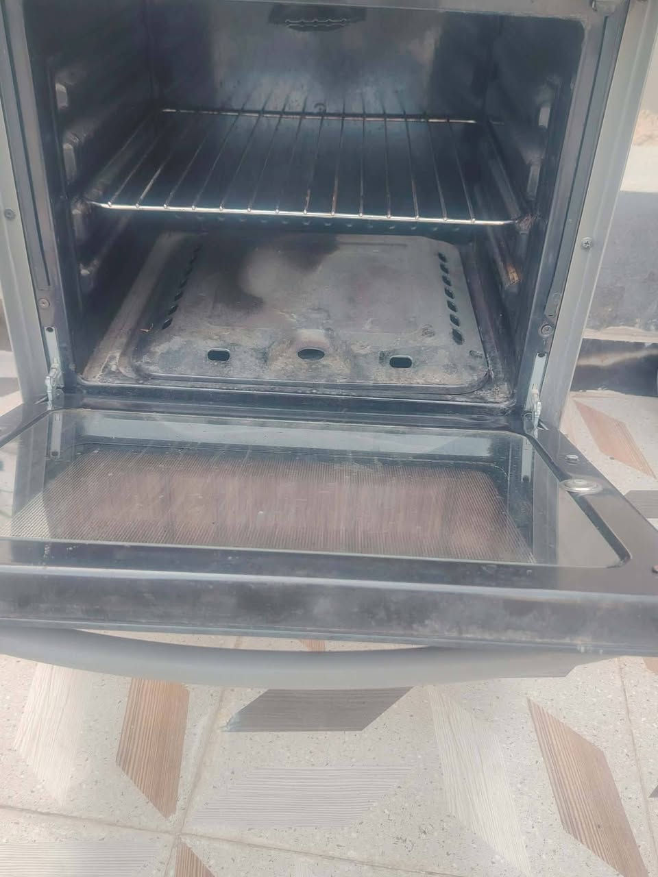 طباخ عدد٢فول نضافه وشغالات ونوعيه جيده ممتازه سعرالواحد ١٣٥وميز بلازما نظيف سعره ٥٠مكانه الديوانيه


**إذا كنت صاحب هذا الإعلان وتريد حذفه لأي سبب، رجاءا أرسل رسالة إلى الدعم الفني**
