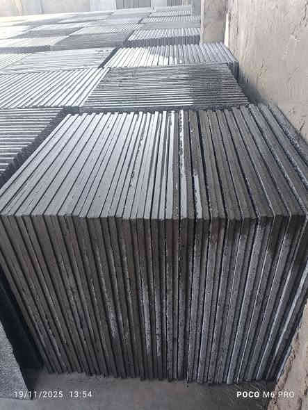 السلام عليكم شتايكر للبيع 80x80  + 50x50 شغل درجه اولئ واصل لباب بيتك  واسعار مناسبه العنوان السماوه حي الصناعي للاستفسار *********** او مراسلة الصفحه
