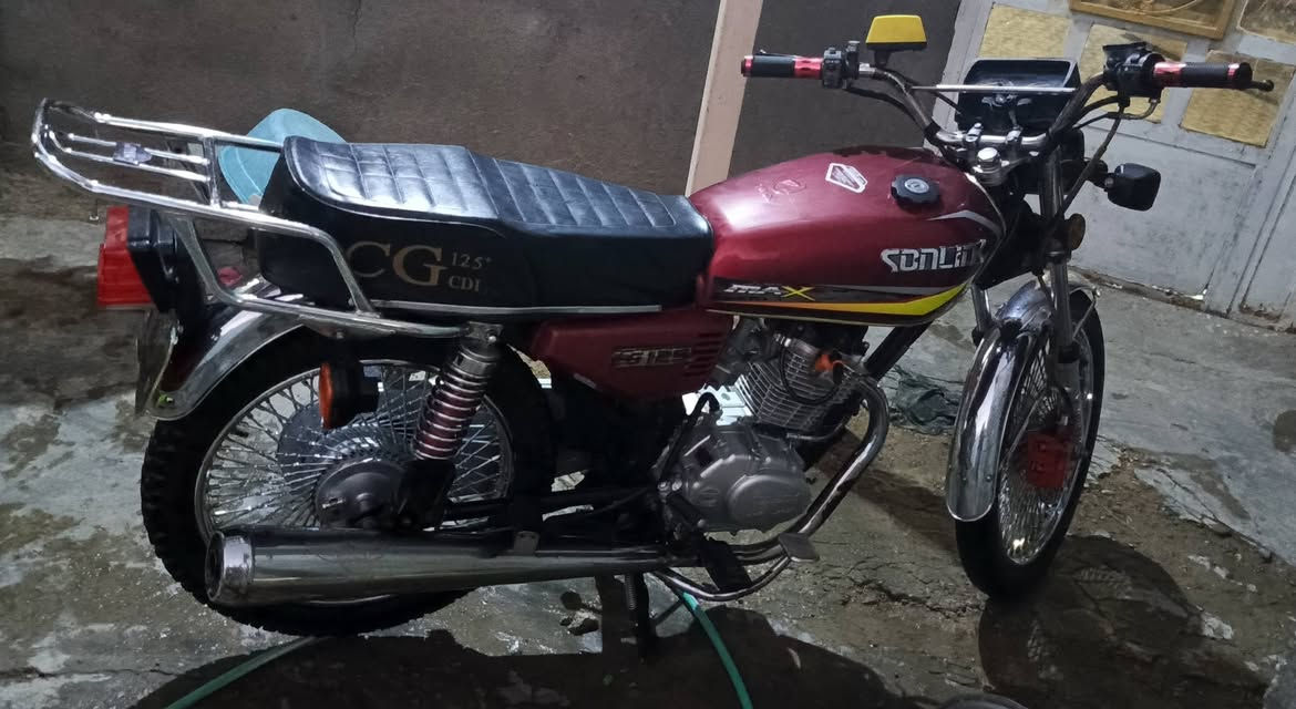 السلام عليكم من رخصت الادمن دراجه للبيع ايراني اربعه كير موديل 23محرك مكفول   سعرها 550وبيه مجال  موجود خاص وهذا رقمي *********** وبي واتساب
