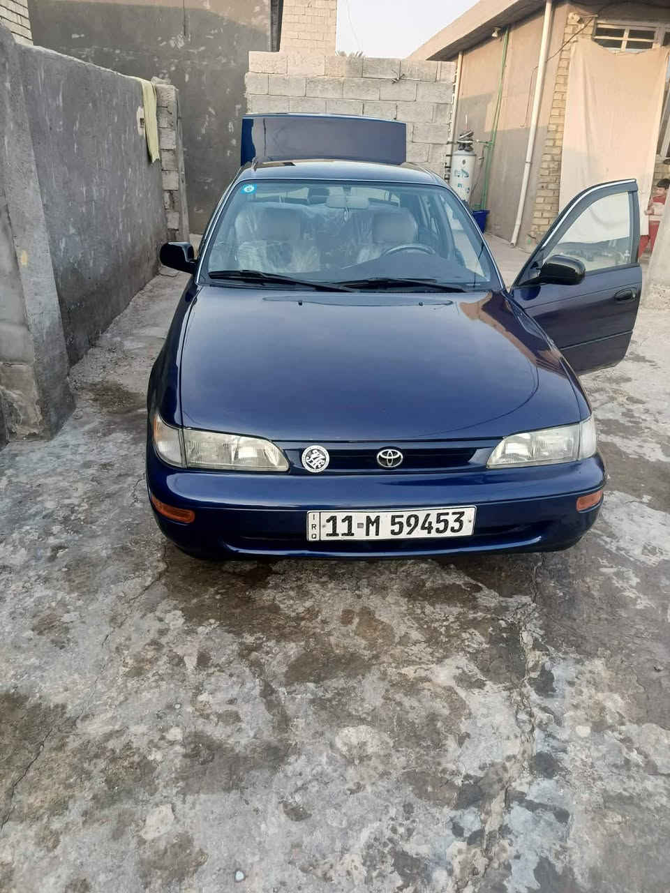 للبيع فقط كورلا موديل 96 وارد امريكي حادثها جاملغ و نفسة مصلح السيارة يسرى بلادي كير مكينة كفالة السيارة مصبوغة للجمالية السعر ٧٣ و بيها مجال بسيط بغداد تقاطع النهروان
***********
