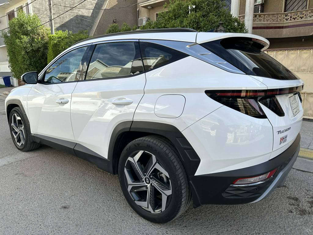 توكسان 2023
ماشية 56
داخل جلد 
ويل 19
بردات خلفيه حساسات خلفي امامي 
بصمه   تحكمات ستيرن  
حساسات خلفي امامي 
للاستفسار /‏‪077-024-15196‬‏بغداد الغزالية بغداد, العراق
