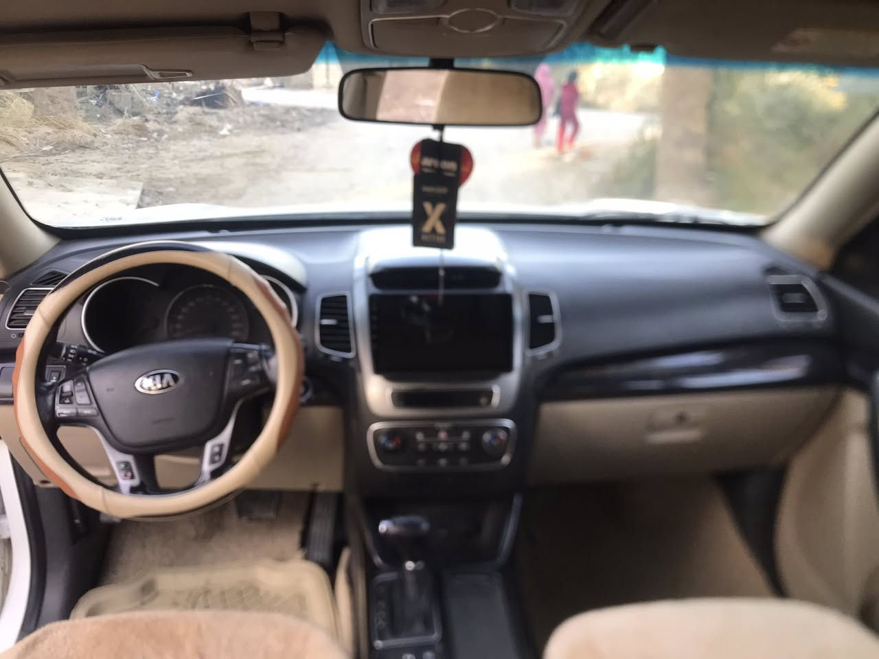 اللهم صل على محمد وال محمد 
للبيع 
سورنتو خليجي موديل 2015

فول مواصفات 
6سلندر
7راكب
بصمة تشغيل وأبواب 
مري شفط واشاير  بل مري 
حساسات امامي وخلفي 
لايت زنون   تبريد ثلاث قطع 
كفاله عامه عدا
بارد بسيط بل جاملغ أمامي الايمن 
 
ماشيه 163 جاهزه من كلشي 
كير ومكينه كارتون بلاد شرط الفحص 
ترايك  لبغداد داور ورجع.  رقم بغداد دولي 
سنويه ل 2028 

السعر 190بي مجال حك لچيه ….

مكان السياره  ذي قار_ الشطره
للستفسار  ***********
