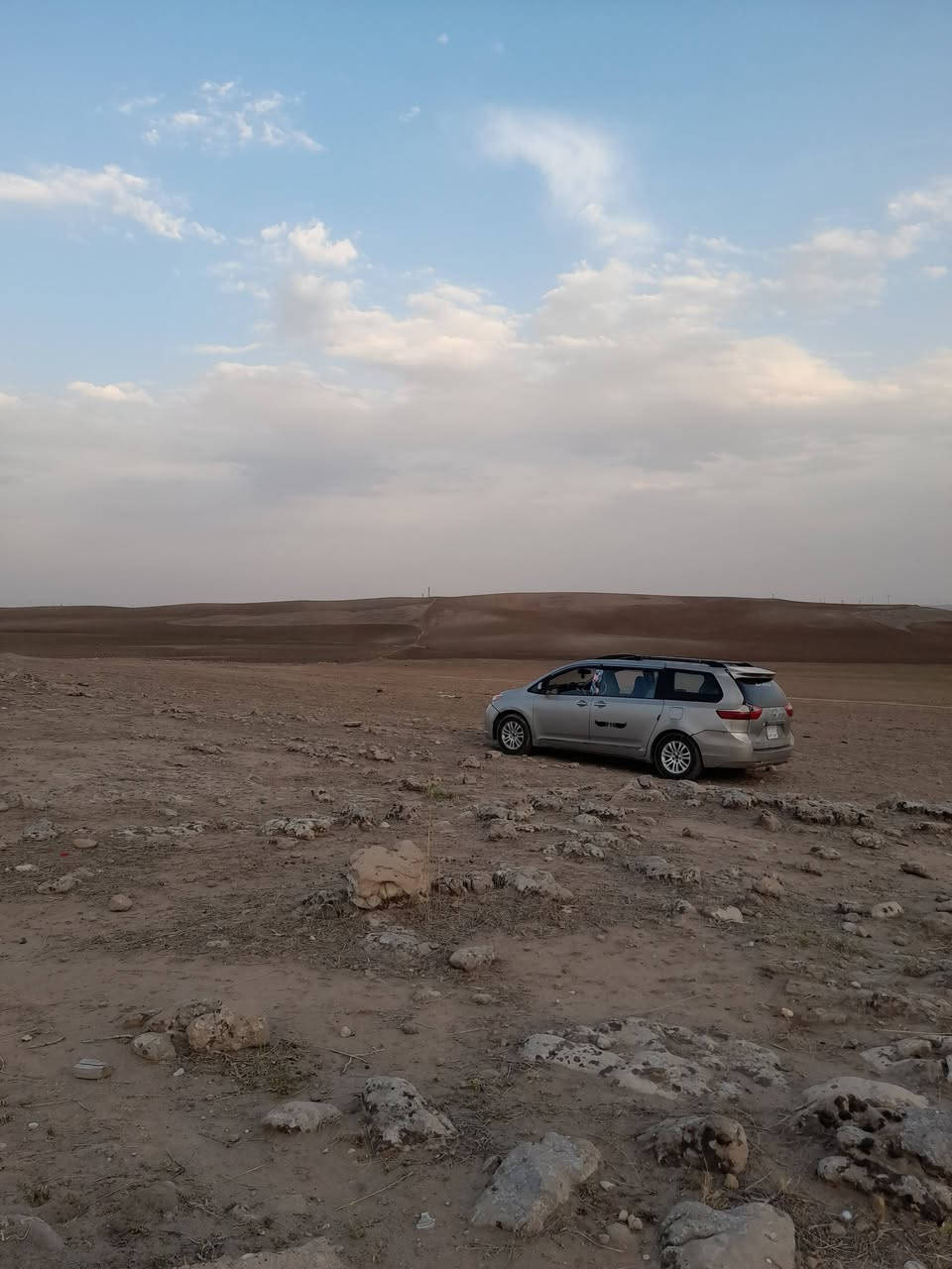 لل بيع تيوتا سينا فول فول موديل ٢٠١٧ بيها قطعتين سبغ جاملغ ورا باب جنته مستعجل ابيع اب ١٣٠ ورقه رقم *********** ***********
