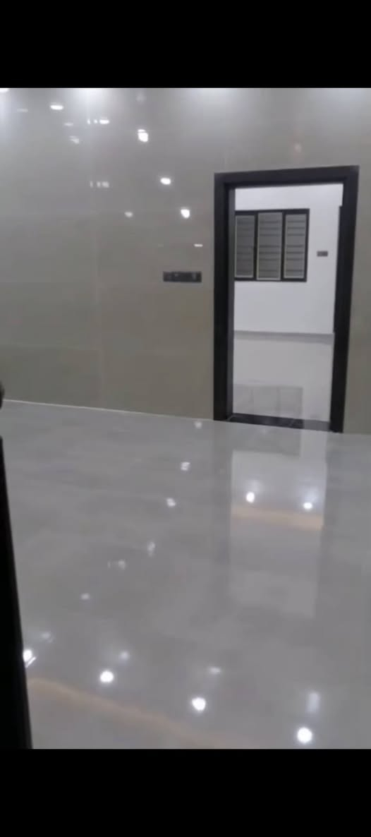 للبيع مساحه 100
طابو صرف بسمي تحويل مباشر 
عدد الغرف النوم 3 
صحيات 2 
مطبخ 
حوالي 
منور 
ستقبال 
شهداء البياع 
مربع جامع معاذ بن جبل 
الاتصال  ***********
السعر مناسب
