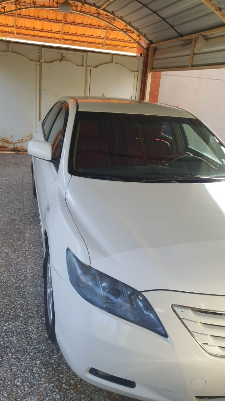 السلام عليكم اخوان كامري البيع ورد خليجي 2008سياره بيها شبر باب السايق والبقي مكفول كفاله عامه رقم بغداد جديد سياره ماتخسر عليها ربع جاهزه من كلشي  سياره احله من صوره كلها بعدها بلاد شركه  السونار   مرفق معه الصور التوضيح مكلف بل نشر وهذه رقم صحبها اذا تصل ومغلق تصل وتس تحصله ‭0783 068 0444‬ ‭ً
