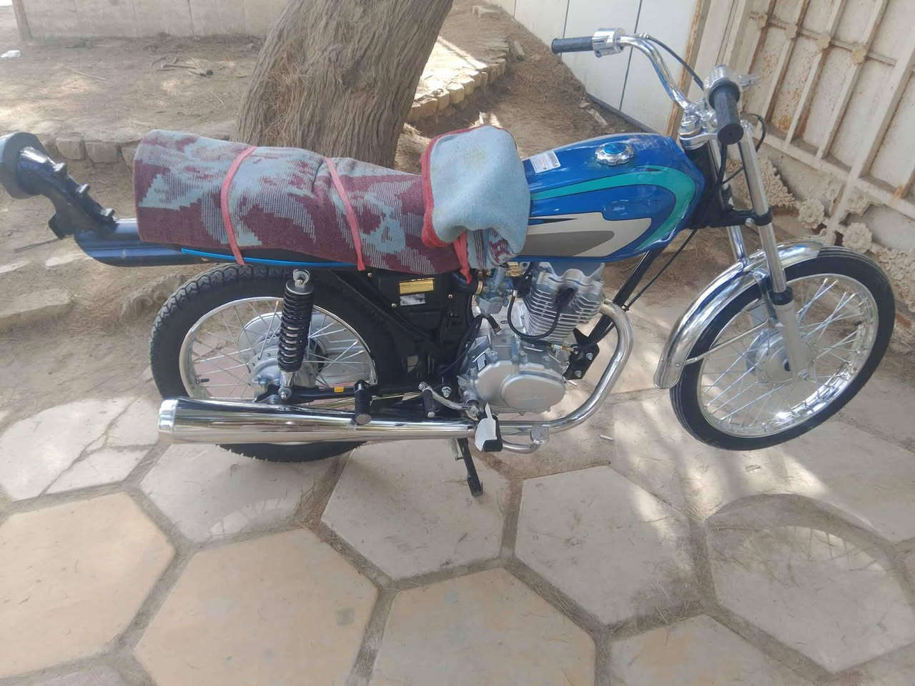 تعمير ٢٦ جديده اوراق سحب تبديله دهن وحده السعر ٧٥٠ وبيها مجال
مكان الناصريه البطحاء ***********
