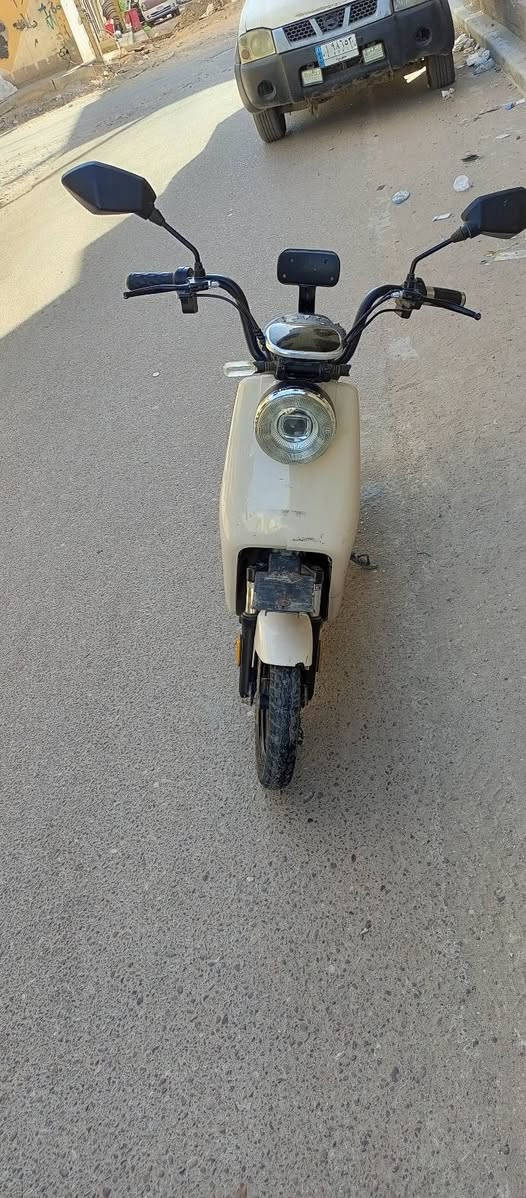 السلام عليكم دراجه شحن للبيع سعر ١٢٥ بيه نقوصات قليله للاستفسار *********** بيه مجال قليل وشكراً
