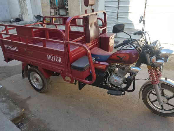 السلام عليكم 
ستوته للبيع موديل 25 بدون ارقام اورقه كامله  كمرك و المصطفى  مكاتبة  نفس يوم  مكاني بغداد _مدينه الصدر سعر (2 مليون 800 والف  ) وبية مجال بسيط نظيفة تعال  شوف حكم عليه 
اتصل على هذا رقم ***********
