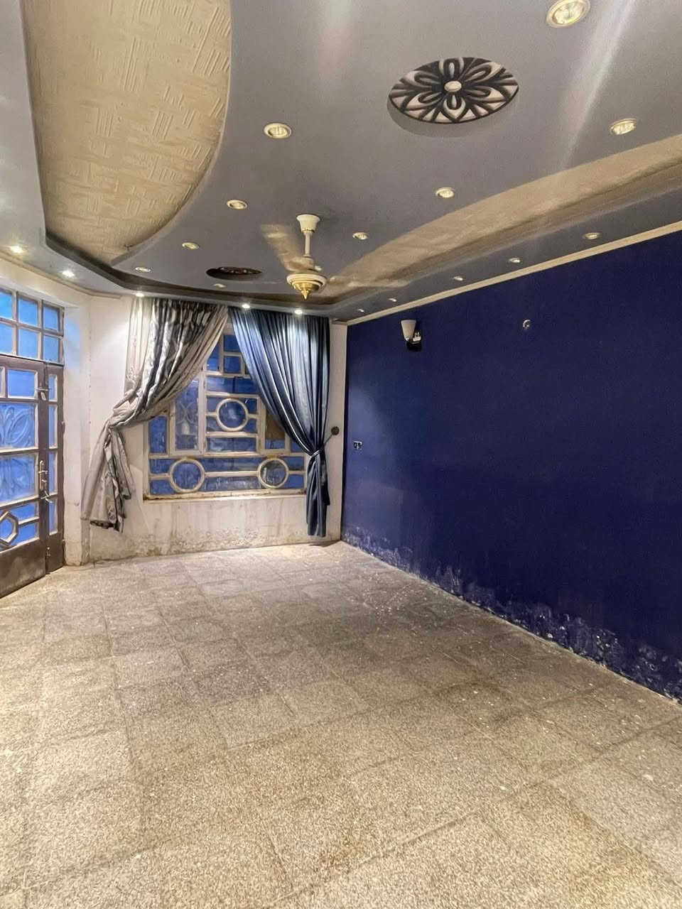 السلام عليكم ورحمة الله وبركاته 

مشتمل للايجار بناء نظيف /المساحه /150 م طابق واحد /الموقع /حله /الاساتذه /خلف شوؤن العشائر /قرب مدرسه ابن سكيت /
🔅⚜️🔅🔅⚜️⚜️⚜️🔅🔅🔅⚜️⚜️🔅
السعر /350 
يتكون البيت من :مطبخ -صاله -كلدور-غرفه -مجمع صحيات -طارمه 
مستعدون لااستــقــبال جميـــــــــع عــــــروضكـم العــــقـاريـــه 
اشـــعنــدك للــبيع او اللإيـــجار. دار. هــيكل. قـــــطع. بـــستــان.  مــزرعـه. دار.مطلــــــوب للمصـــرف .دار قـسـاط مــع ادق تــفاصيــل والـصــــور
واتساب 📩📩 او زيارة المكتب🙋🙋
#متابعه للصفحة ليصلكم كل ماهو جديد
📍📍#مجسر الطهمازية.مجاور المصرف العراقي الاسلامي
☎️مروان القريشي***********
                          ***********
