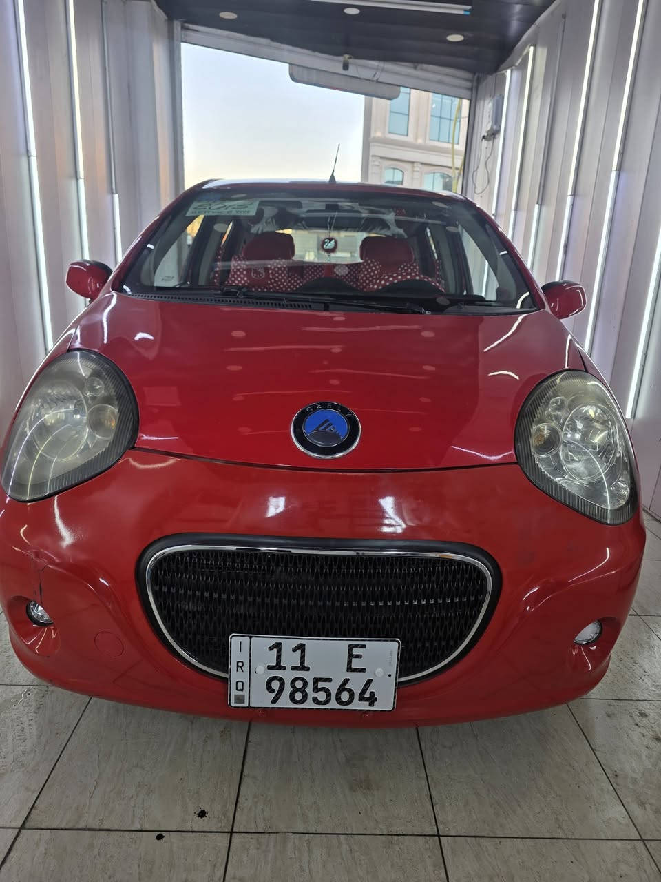 السلام عليكم بيع مستعجل
جيلي باندا 2013 
جاهزه من كلشي 
ماشيه 63 الف
مصبوغه عام للجماليه
كهربائيات كلها شغاله 
سياره جاهزه مال بيت 
رقم بغداد الدولي الجديد
سنويه بأاسمنه تحويل مباشر 
سعرها 42 وبيها مجال بسيط
 الاتصال ***********

مكاني بغداد الاعظميه
