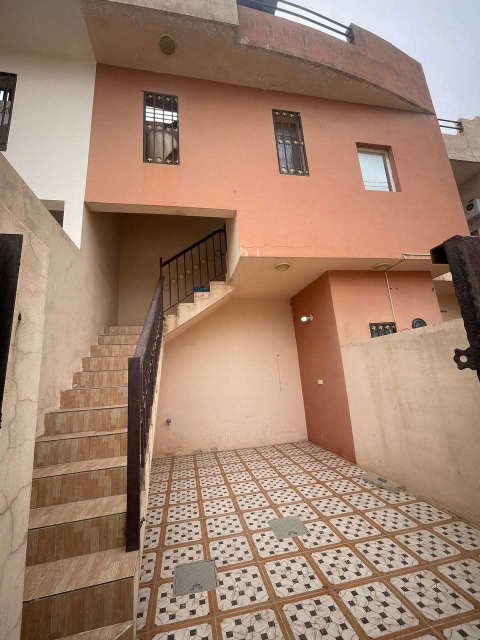 مشتمل طابق ثاني  للايجار بناء نظيف شارع ٢٠ متر 🏡🟠

🟠#الموقع : حي الاسرى والمفقودين 

🟠#المسـاحة :150 متر 

 التفاصيل   
غرفتين نوم وصاله ومطبخ وصحيات وكراج سياره 
——————————————————ا 
⚜️بأمكانكم عرض عقارتكم لدينا سواء كانت #بيــع أو #أستثـمار 
 
مكتبـــ جنــة عدن  

للاستثمار والتطوير العقاري معكم نحو الافضل للإستفسار
يمكنكم مراسلة الصفحة 

اوالاتصال بالأرقام التأليه 
*********** 
***********

عنوان المكتب (كركوك - عدن سايدين  الجنسيه والجوازات عماره البحرين
