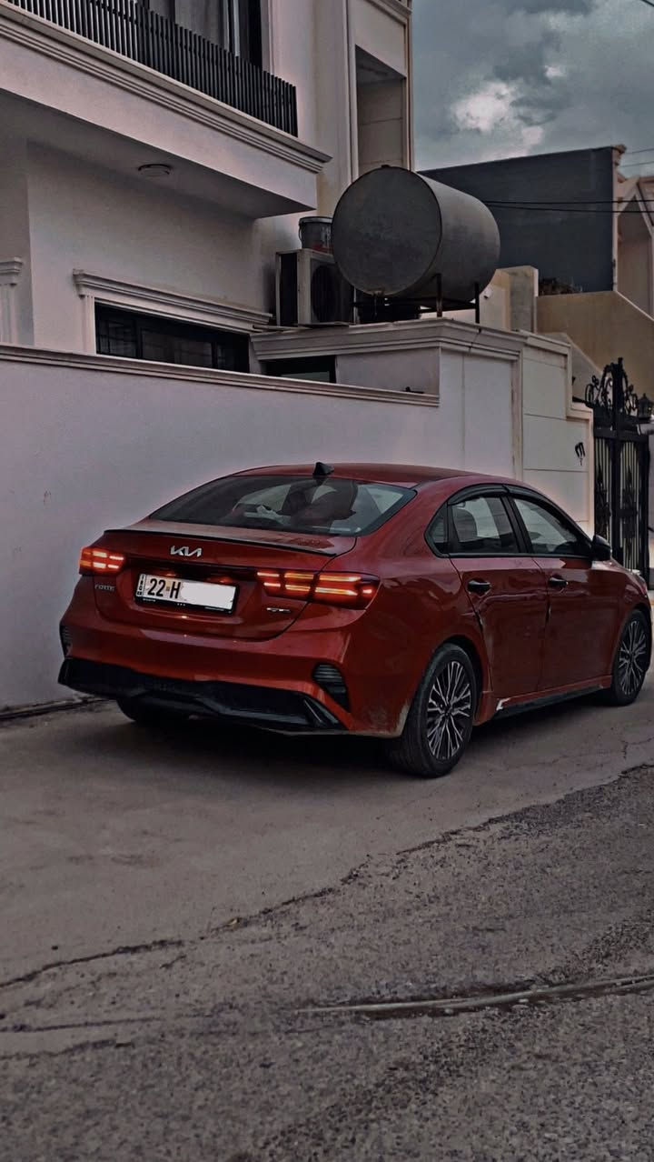 كيا فورتي GT LINE 2023
رقم اربيل 

المواصفات

تشغيل عن بعد

تحكمات ستيرن 

تحديد مسار

رادار جانبي 

بصمة تشغيل مع بصمة ابواب 

لايت لد 

بك لايت لد 

توقف ذاتي

اضواء ترحيب عند الاقتراب

ستيرن رياضي حرف (D)

 ثلاث وضعيات قيادة Mode Drive (نورمل + سمارت + سبورت)

شاشة كبيرة  8 انج + GPS+ بوصله + كامره خلفية دواره 

محرك 2000 دوش المرغوب

الضرر جاملغ  خلفي وباب خلفي الباب مبدل والجاملغ تعديل ضرر خفيف

ماشيه 12 الف ميل
***********
