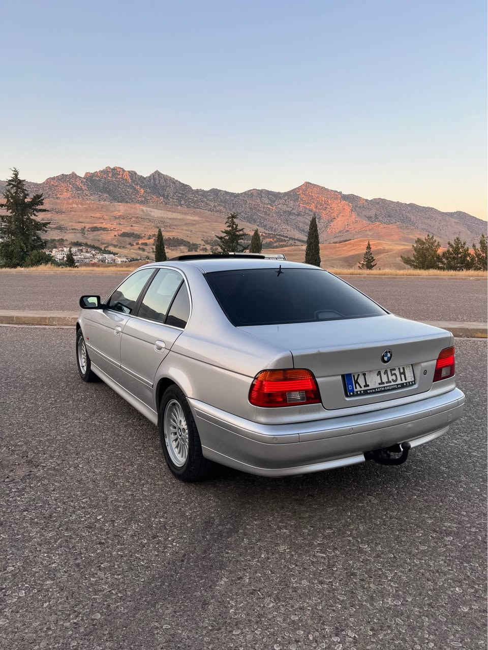 بيئم سقرموديل 2001فول فول موسفات مه نه فيس اسلي شه رتي غرامه به شه رتي كير مه كينه سبوخ سه خفو حيزام شه رت نرخ 78توزه ك مجال لوزانياري زياتر تيل بكه*********** دهوك, العراق
