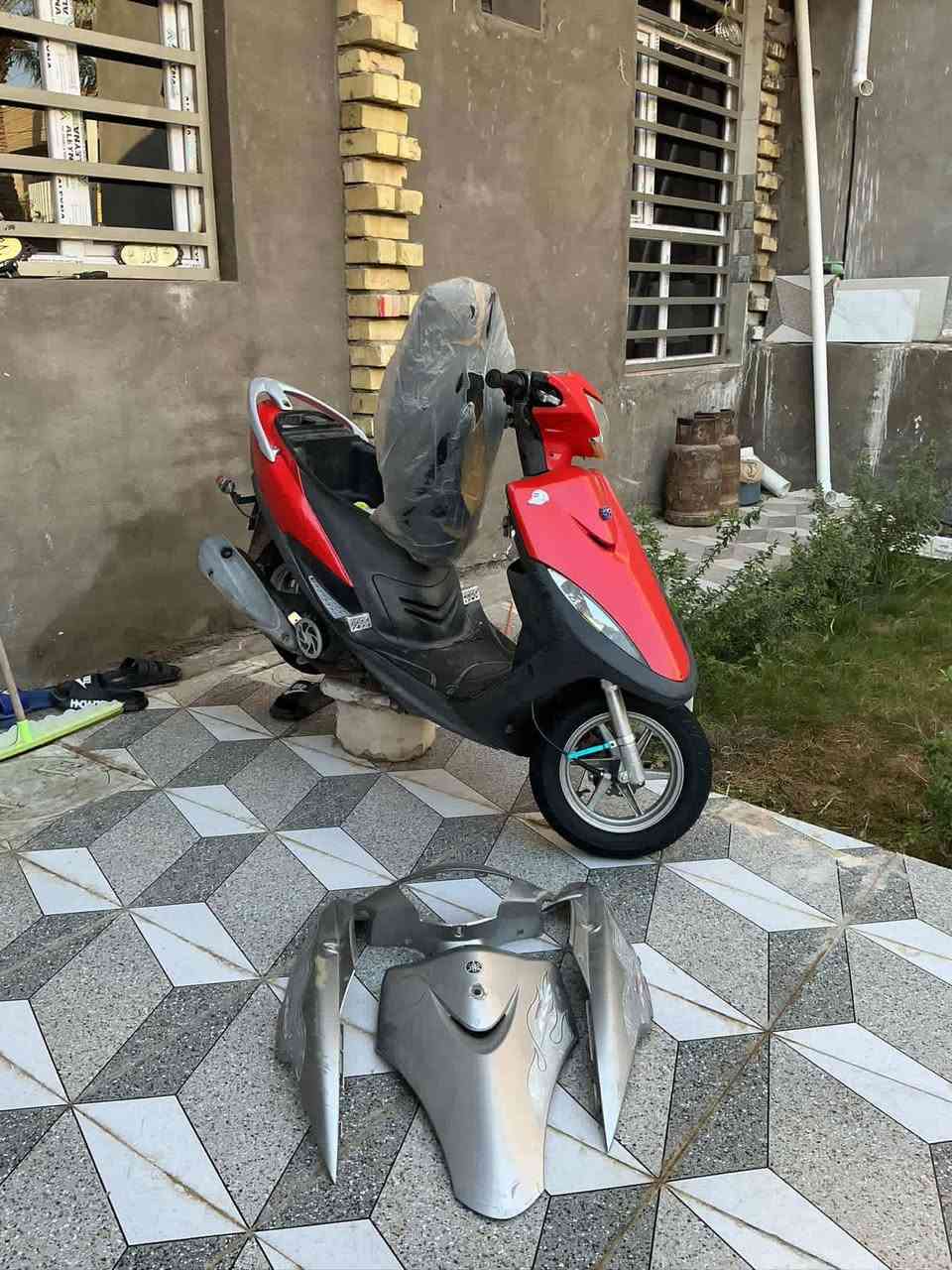 السلام عليكم دراجه ماكس مكفوله كفاله عامه برغي مامفتوح بيهه جيب فيتر وتعال افحص قبل ٣اشهر نازله من الرمبه  بيهه تزويد اصلي كفراته اصليه موجوده دراجه خير من الله سعر 850 وبيهه مجال حك الجيه ***********
