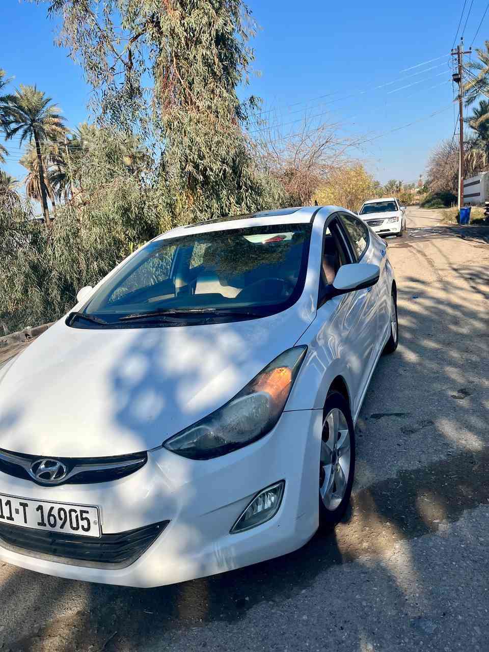 السلام عليكم 
النترا 2013 محرك كير خير من الله 
محرك 1800 دوش 
خليجي رقم بغداد دولي 
سنوية للـ 30 هزة جديدة 
السيارة فول مواصفات عدا البصمة 
فتحة بنوراما تخم تاير جديد 
السعر 112 وبيها مجال 
المكان ديالى بعقوبة ***********
***********
