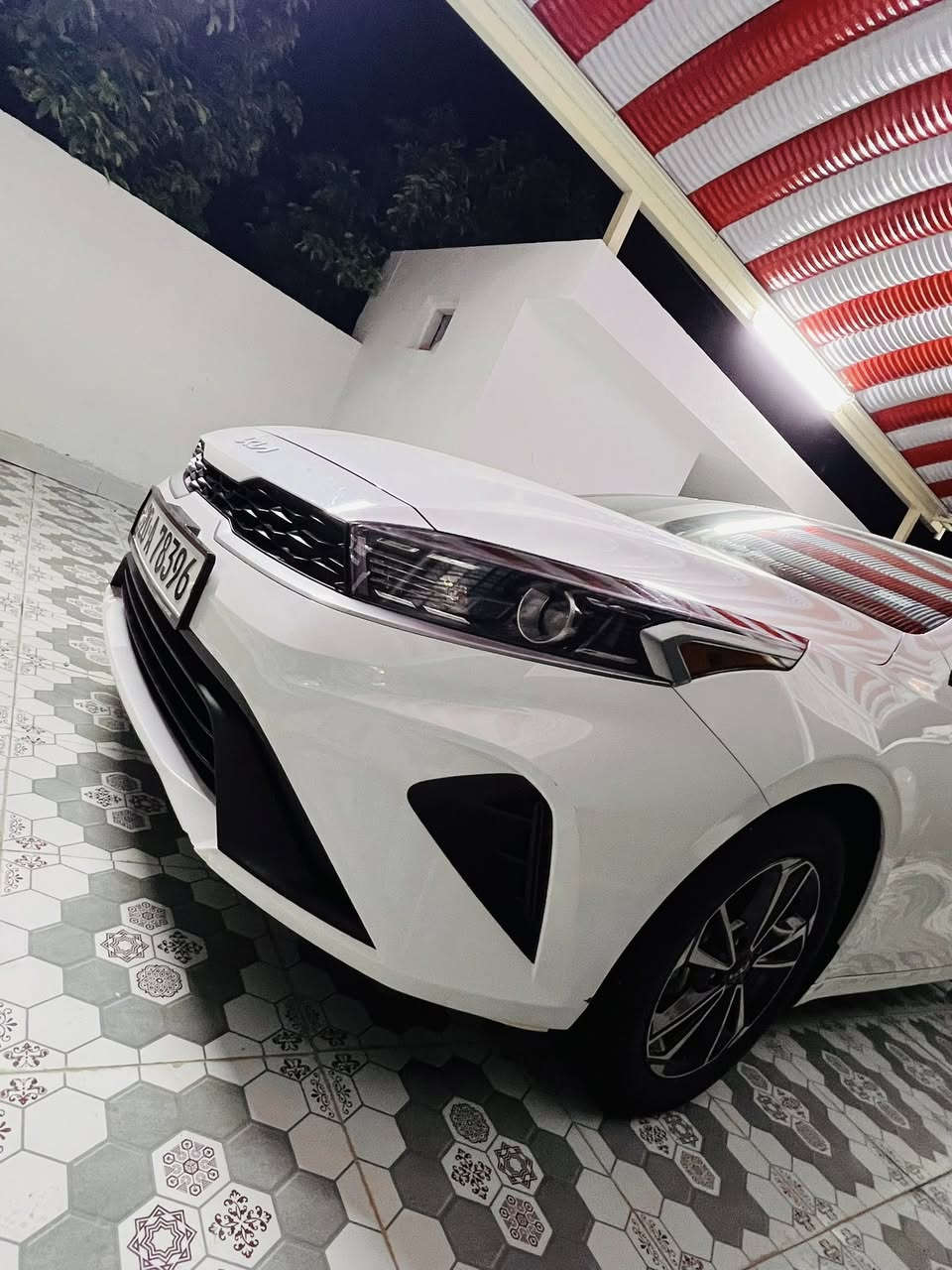 فورتي2024امريكي للبيع
ماشيه 8000
الون ابيض
محرك 2000 دوش 
ثلاث انضمه قياده 
سبورت 
نورمال 
ايكو 
المواصفات 
تحكم ستيرن جهتين
شاشه بلاديه 
المحافضه على المسار 
مانع انزلاق 
ويل كب بلادي 
كامره دواره 
رادار امامي 

حادثها قبق الصندوك  وبيها بارد ب الجاملغ الخلفي بدون قطره صبغ
السياره ليبل واحد 
السياره خير من الله 
السعر 165 وبيه مجال ***********
