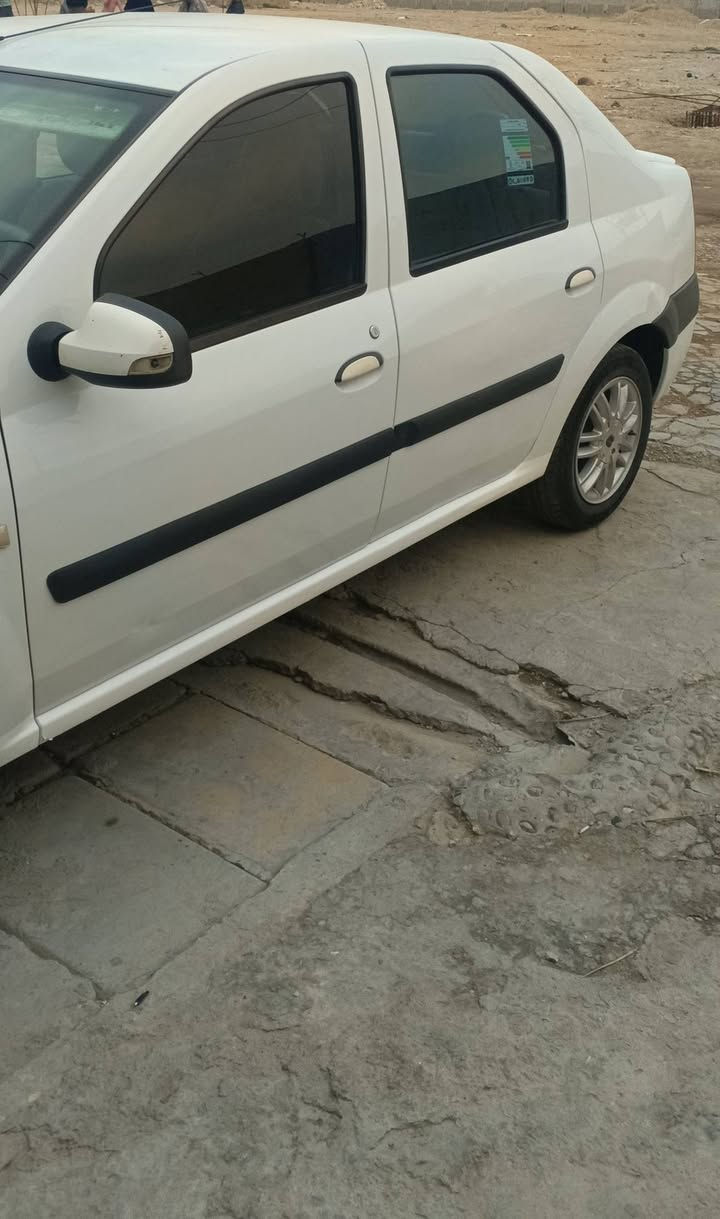 للبيع رينو لوكان مديل 17 رقم بغداد مكفولة للستفسار ***********
