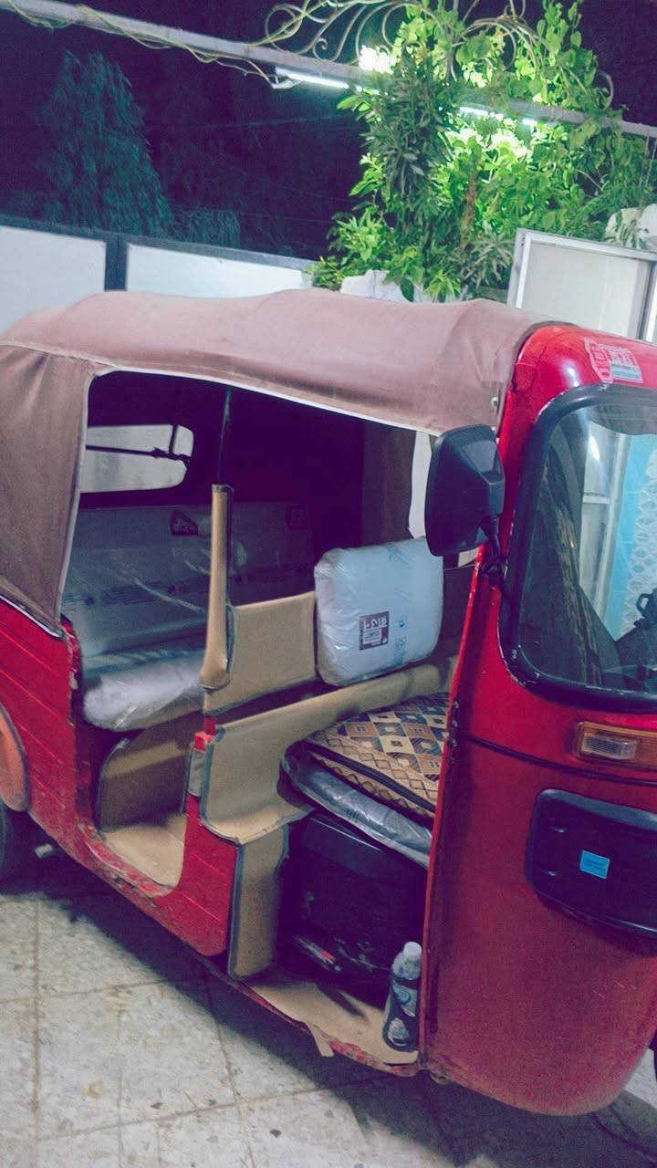 18شهر 12 رقم وسنويه
ضربتها بصفحه مثل ماواضح بل فيديو 
بغداد الزعفرانيه شارع المعهد ‏‪***********‬‏
