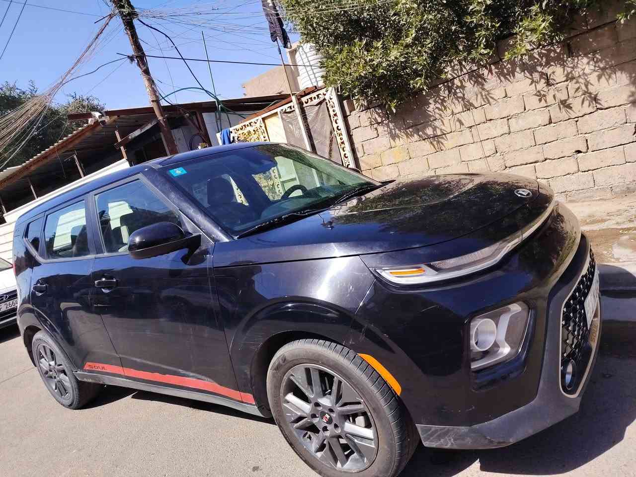 السلام عليكم كيه صول موديل ٢٠امريكي بسمي رقم بغداد دولي السعر ١٣٥وبيه مجال الاتصال***********
