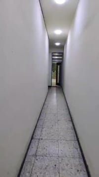 شقه طابق ارضي مكونه من غرفه وصاله مطبخ وخدمات وحديقه خلفيه اليرموك حي ...