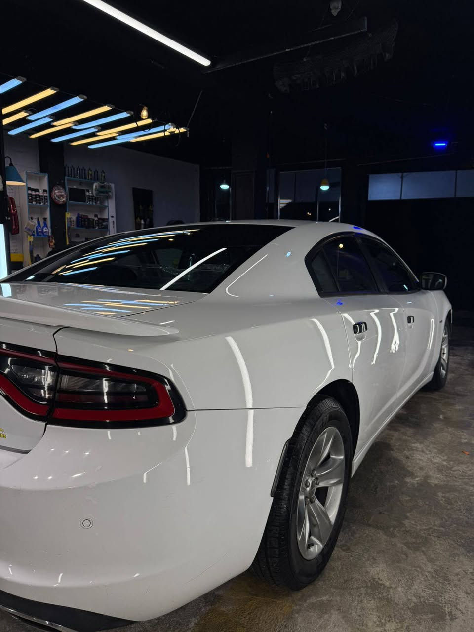 السلام عليكم جارجر مديل 2015 السيارة كفاله عامه عده بارد بالباب وكارتات بسيطة  رقم سليمانيه هزه أرقام جدد  السياره جديده عله وضع الشركه ما تصرف عليها الف ماشيه 218 السيارة كندي  ما مشتغله خط تخم تاير جاهزه سياره   السيارة شرط التحويل مكاني الديوانية حي الجامعه  السعر195 الاستفسار ***********
