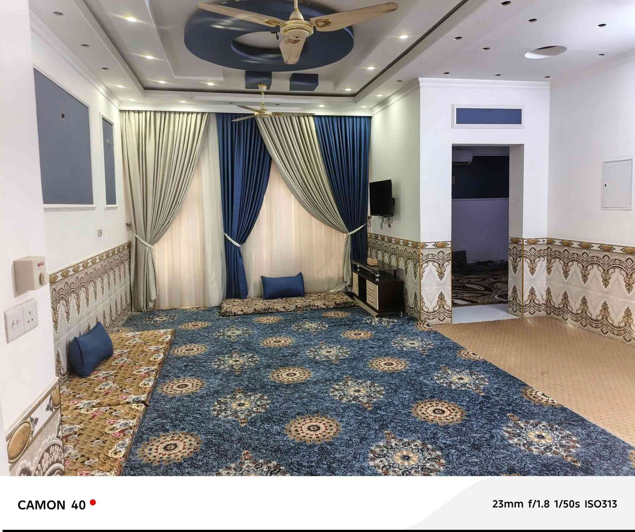 [[بسم الله الرحمن الرحيم]]
🏡     🏘      🏚 

#يوجد_بيت_للبيع_ركن

#العنوان  الفلوجة 
#المنطقة حي الرسالة // بشارع ابراهيم الطهار 

✅المساحة : 190م واقع حال 300م
 
غرف 3
استقبال 
صالة
مناور 
مطبخ
صحيات 
الارضية سيراميك 
السقوف جبسن بورد

                       #بناء 🧱 : طابوك 
      
     #شارع 🏞️⬆️⬆️ : 12م ×  10م

  #السعر_محدد_من_قبل_البائع 
    
        
        ⚖️⚖️   نوع الملك : طابو صرف تحويل مباشر  🏙 

            #السعر💰💸:  220 مليون وبي مجال 

__________________________________

للأستفسار⛔🖲️ : مراجعة 
🥇#مكتب_الرافدين_للعقار 🥇
العنوان شارع المنجزات تقاطع جامع التقوئ مجاور محطة المتميز المركزية لغسيل السيارات 🚗🚖
__________________________________

#ملاحظة//📋📑 اذا لديك عقار تريد تعرضة للبيع او تريد تشتري عقار قم بمراسلة الصفحة او اتصال على لارقام الموجودة+ واتساب
            
         #للأتصال_او_واتساب 📞  ***********
         #للأتصال_كورك.   📞.      ‏‪***********‬‏

#بيع_وشراء_الدور_السكنية_والزراعية_العقارات_في_مدينة_الفلوجة #مكتب_الرافدين_للعقار_بيع_وشراء_العقارات_بسعر_مناسب
#عقارات_الانبار_الفلوجة
