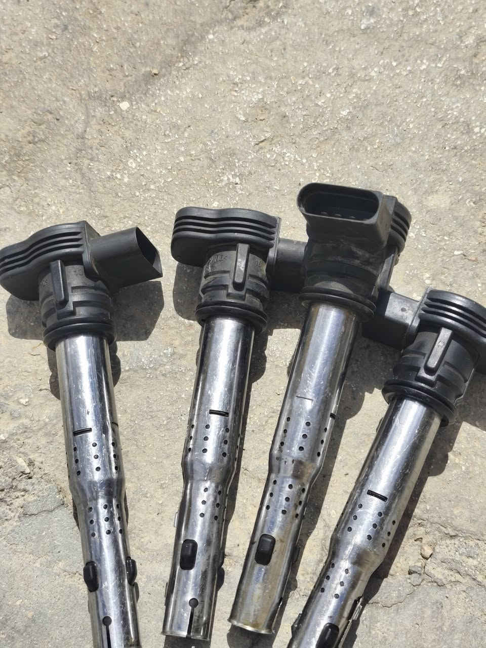 سلام عليكم مجاول اودي A4+A6ومبخره للبيع ***********
