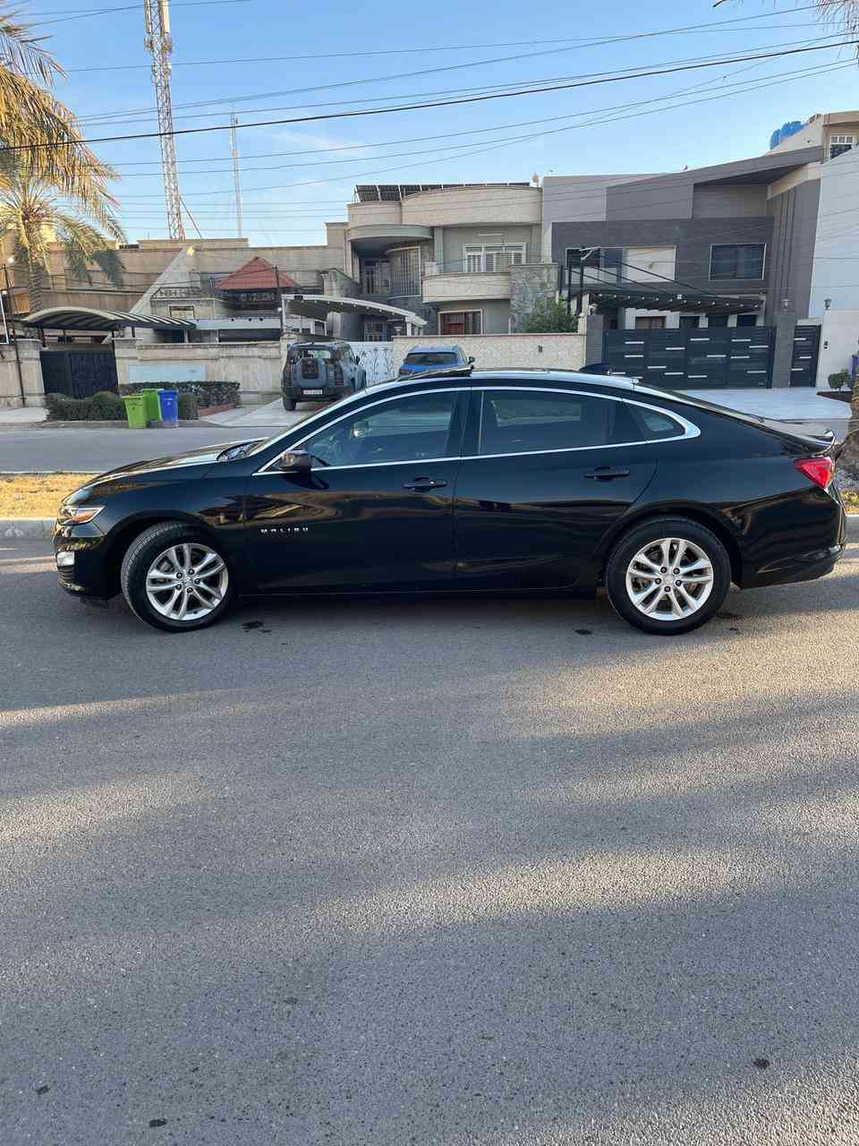 السلام عليكم ماليبو للبيع موديل 2024 LT فول مواصفات 
بانوراما 
كشن كهرباء 
هيتر بالكشنات 
تبريد خلفي 
حساس خلفي كامرا خلفية 
رادار توقف ذاتي 
قيادة ذاتيه 
لد نهاري 
حادثها بابتين جهة السايق مبدلات نفس اللون اصليات مال تفصيخ وربع جاملغ صبغ بجم كبس ايرباك بردة فقط السيارة ماشية 44 الف ممشى امريكا السيارة بدون رقم منفيست بأسمي سيارة جاهزة من كُلشي اي نقص مابيها مكان السيارة بغداد السيدية السعر ب135 $ للاستفسار الاتصال على الرقم *********** تريد ارقمها الك عادي ماكو مشكلة
