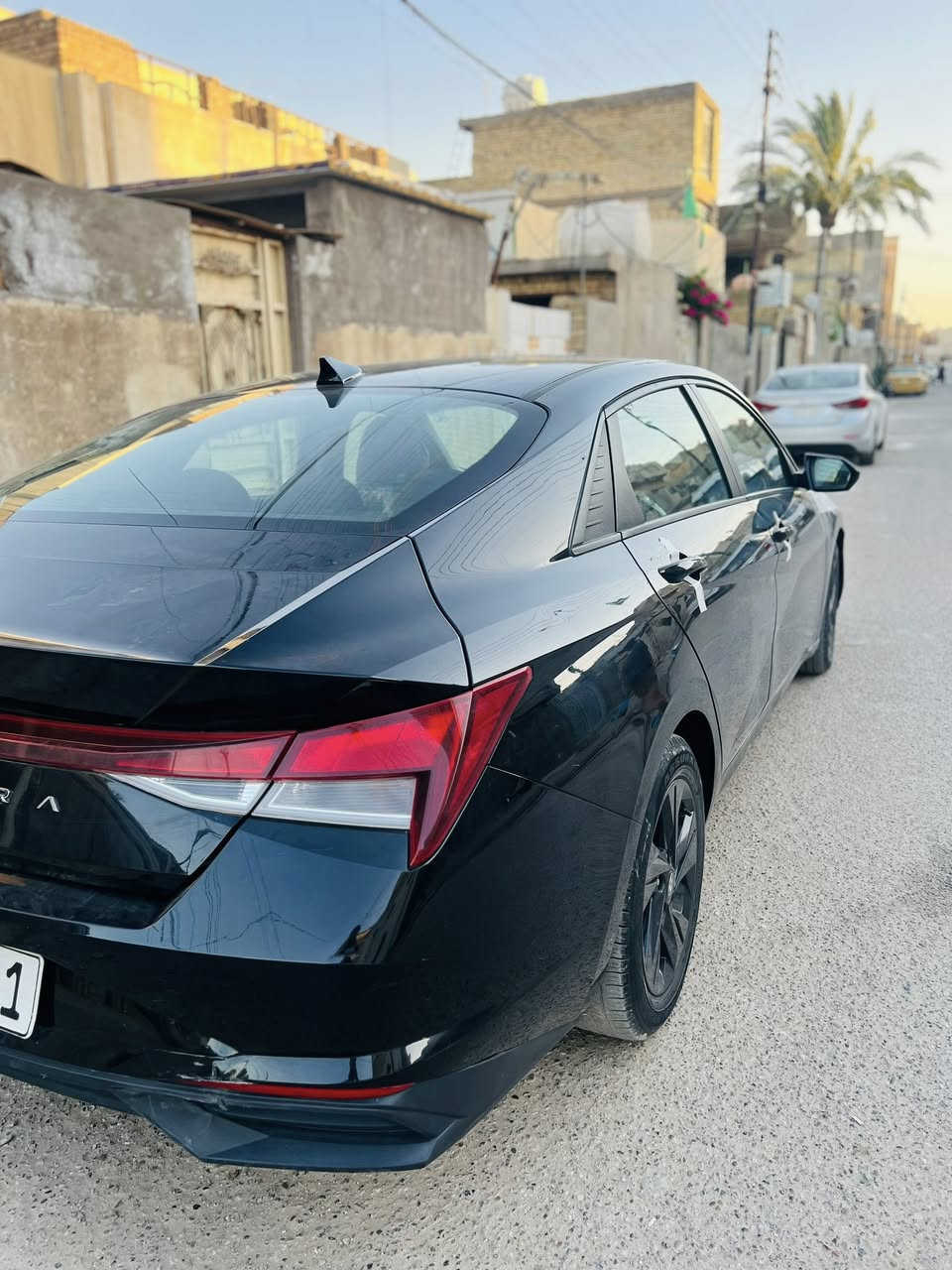 سلام عليكم ..
النترا 21 ميكنه دوش وكير it وباقي ومثل ما موضح بصور حادث بنيد مبدل وبارد بجاملغ وابقي سياره ليبل واحد نص فول …السعر 125 وبيها مجال حك الجيه 
بغداد شهداء العبيدي 
اي ستفسار ***********
