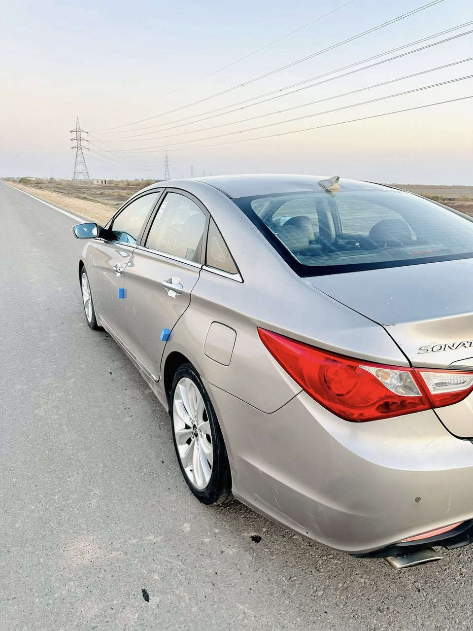 سلام عليكم ورحمة الله 
سوناتا 2013 بنزين
ادوات ادوات ادوات 
كصه جنطه 
طبق الاصل سنويه ارقام 
وكاله بسم المشتري
فول مواصفات عدا الفتحه
مكينه 2400
بصمه +بصمة بوب
كشن خازن ميموري 
تبريد+تدفئه +كشنات
حساس خلفي 
شاشه كبير 
كامره خلفيه 
تحكم ستيرن
حداديه فول
تخم تاير كارتون 
سياره اخت الزيرو
هواي بيه مواصفات 
المكان ذي قار قضاء النصر
السعر 57 ورقه بيه مجال ق
غير متواجد بلفيس 
للاتصال ***********
