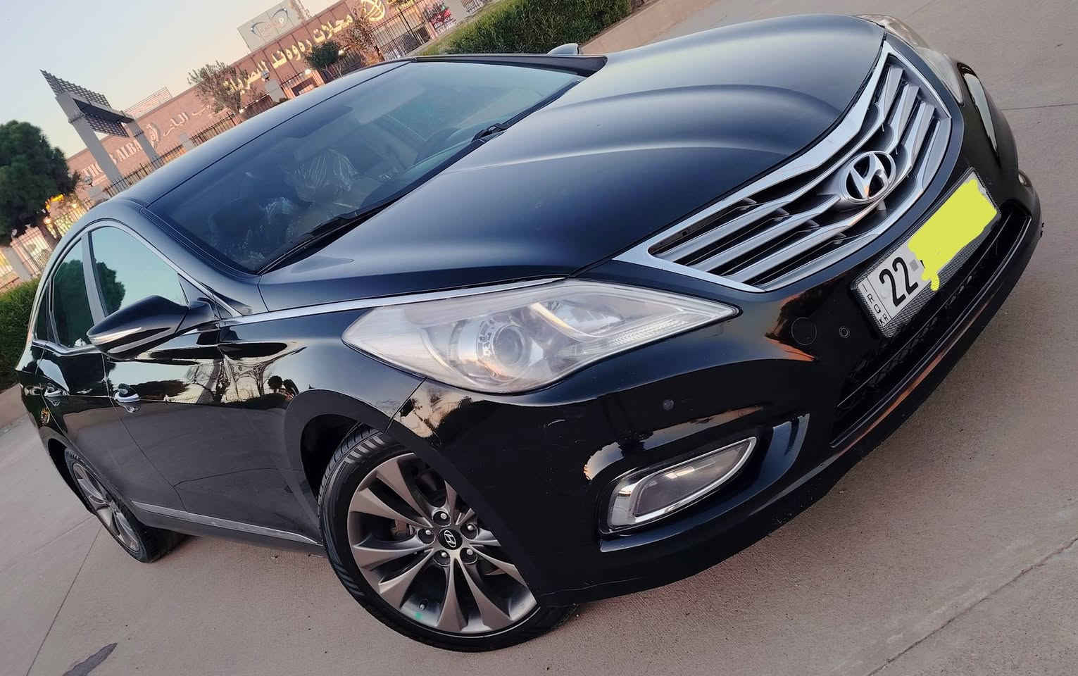 بسم الله سلام عليكم
ازيرا 2012 خلیجی 
دواخل عسلي
محرک 6
فول بس بدون بانوراما 
بردات خلفية ٣
كشنات جلد تدفئة
تحكم ستيرن جهتين 
تحكم كراسي كهرباء 
تحكم مري كهرباء + شفط 
انارة ترحيبية
مکفوله بدون صبخ بدون تبدیل الی شرای یراسلنی ادزله فیدو شرط تحویل سیاره مابی غرامه سعر مناسب 
كلشي بيها بلاد  مکان اربیل
رقمي بي واتساب -  ***********
