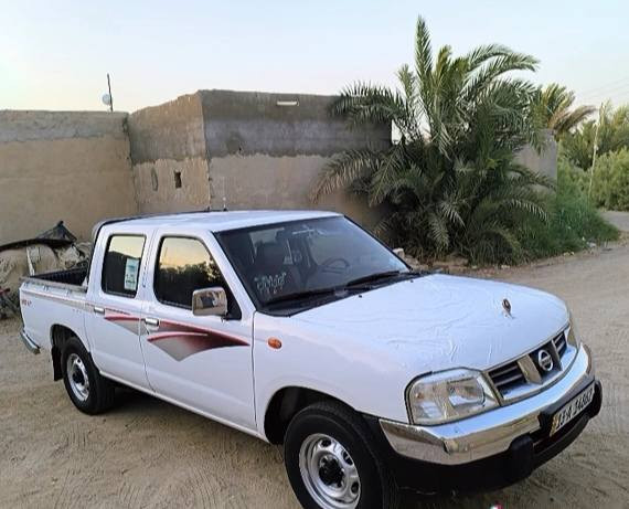 سلام عليكم سياره نسيان موديل 14 بيه باب مبدل فقط والباقي كفاله عامه سنويه ال 28  بسمي شراي تصل ***********
