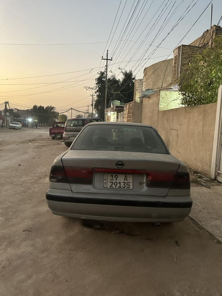 السلام عليكم سني ياباني موديل الفين رقم كربلاء مكينة 1500 كير اوتوماتيك سيارة نظيفة خير من الله سعرهه 37 وبيها مجال 
***********
