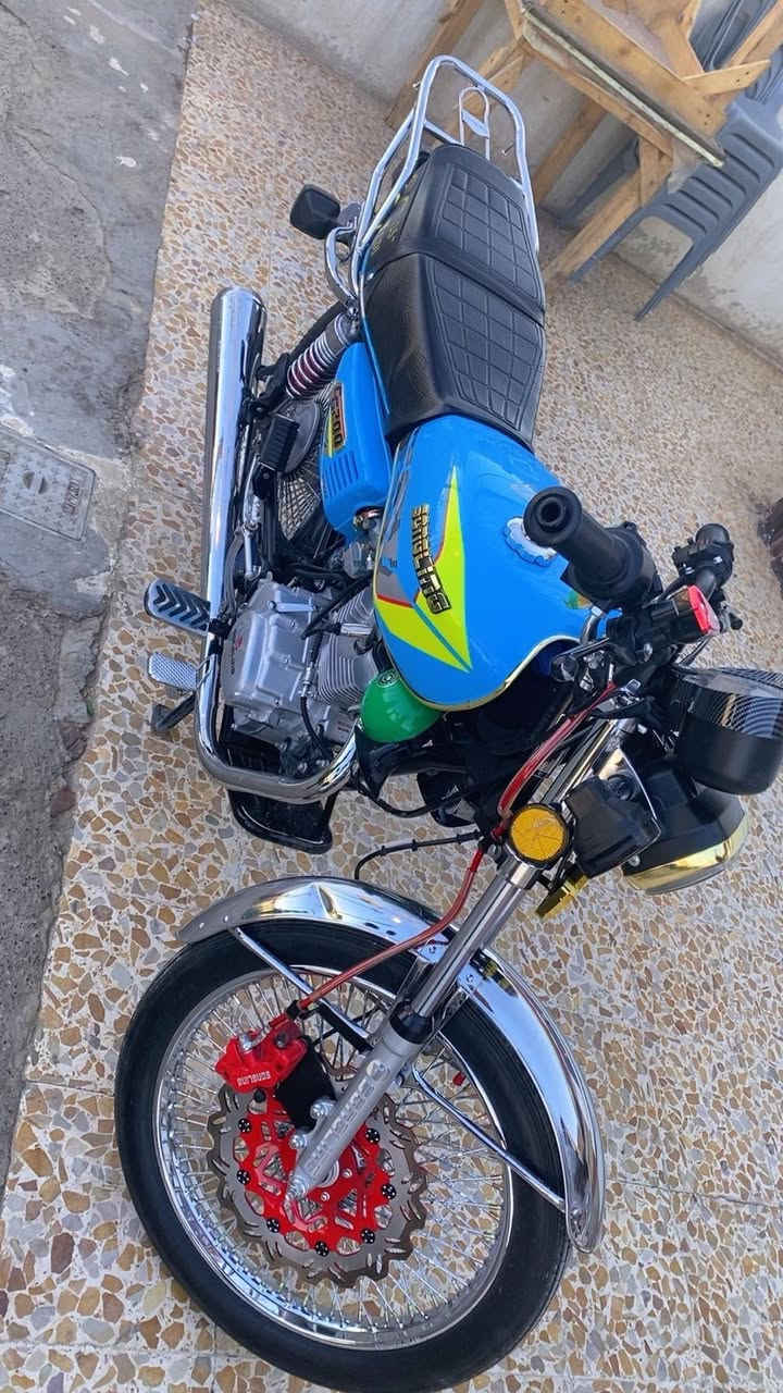 للبيع سونك موديل 2024🩵
جديد ما مفتوح 
ستيرن رياضي 90 + ستيرن الاصلي موجود ويا 
بريك امامي دسك 
دشبول كتروني 
هورنات طاط عالي 
كامل مكمل 
سعر 700 
خاص مفتوح 
***********اتصال
