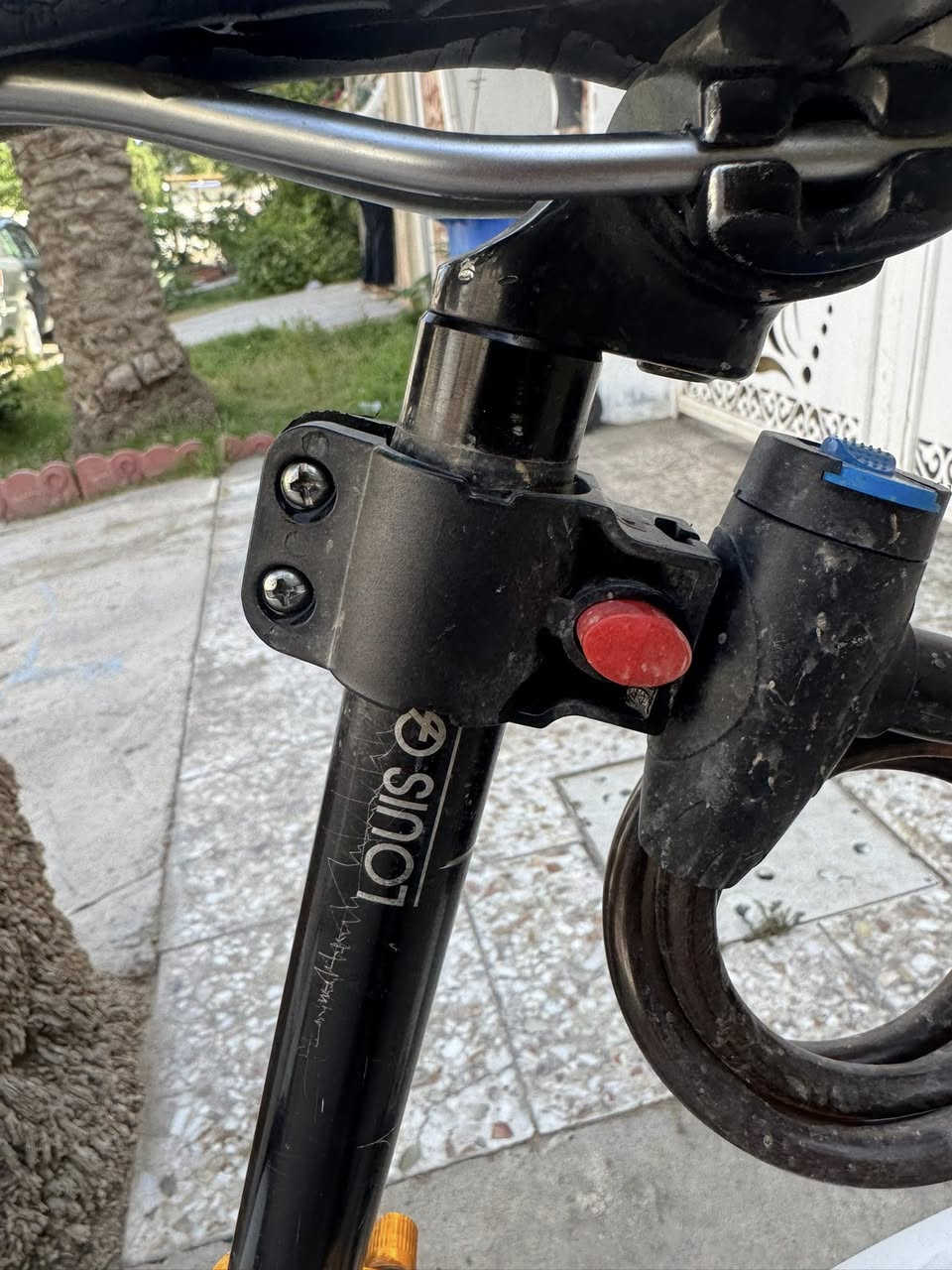 للبيع🛑

السلام عليكم
قطعه لويس فول نضافه كلها بلاديه 
وشغاله مابيها اي عطل گير مكينه بريكات بايدرات والوياله عدلات بايسكل كامل عيبه الوحيد لشته تعبانه وبيها شخوط بس مابيها لا كسر ولا لحم

السعر:140⛔️

مكاني بغداد البياع الرساله الثانيه


**إذا كنت صاحب هذا الإعلان وتريد حذفه لأي سبب، رجاءا أرسل رسالة إلى الدعم الفني**