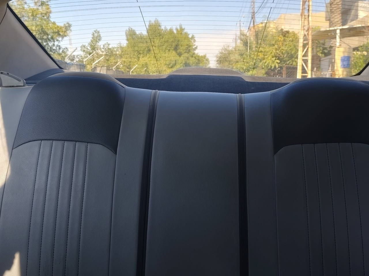 سيراتو 2016 خليجي
مكينه 1600 دوش
بيها قطعتين صبغ باب وجاملغ خلفي
وشويه بارد بالباب عكس السائق 
190كيلومتر
السعر 118
مكاني حي الجهاد 
استفسار ***********
