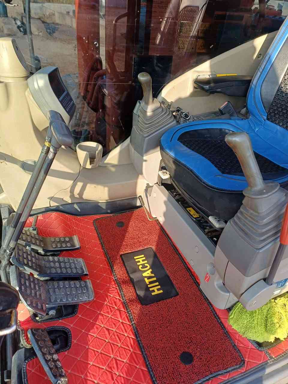 السلام عليكم حفارة زت ثري للبيع
حجم 210 مضخة محرك مكفولات زناجيل جدد 8 رولات رقم واسط سنوية لل 30 تحويل ثاني يوم لاستفسار ***********
