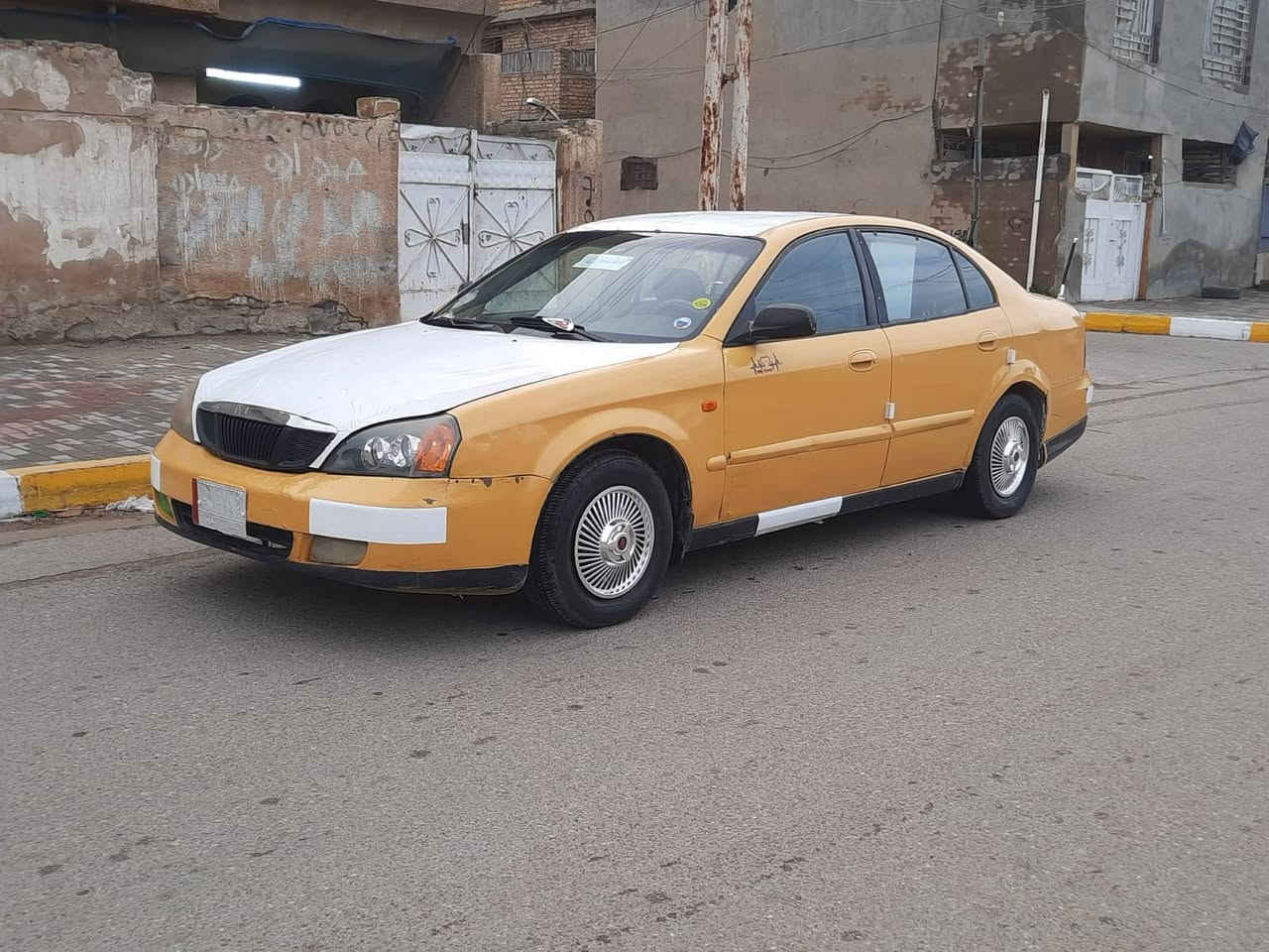 سلام عليكم دايو ماكنوس مديل ٢٠٠٣ كير عادي  محرك مفتوح داخل مال   ملكه شادلها تخم تاير صدر خلفي امامي كله جديد كهربايات شغاله رقم بغداد مصفره غرامات السعر ٢٥ وبيها مجال مكاني بغداد الحسينيه الراشديه لاستفسار على ***********
