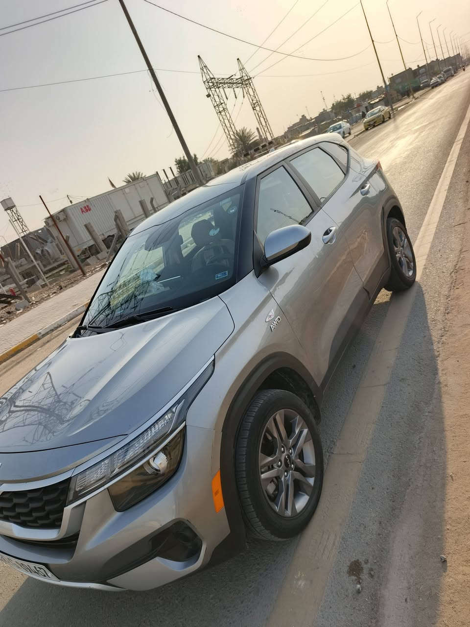 السلام عليكم للبيع أو مراوس سبورتج أو كروس  
كيا سيلتوس 2023 
أمريكي رقم أربيل ضربتها بابين جهة السايق وربع جاملغ راجعات نفسهن بارد بيها فقط ايرباك برده الباقيات سليمات كلهن صور ضربتها داخل المنشور 
مكينه 2000 دوش المرغوب  
السياره مكفوله من الصبغ والمعجون كير ومكينه بشرط 
تدفئه وتبريد بشرط
صدر تايرات باتري بشرط
ماشيه 90 الف كم حقيقي 
مواصفات نص فوول 
رادار ومنبه مانع اصطدام 
وقوف ذاتي
سياقه ذاتيه 
تحكمات ستيرن سياقه وشاشه
مودات قياده سبورت - نورمال - سمارت
السعر: 160 
العنوان بغداد الغزاليه 
***********
*********** 
موجود واتساب
