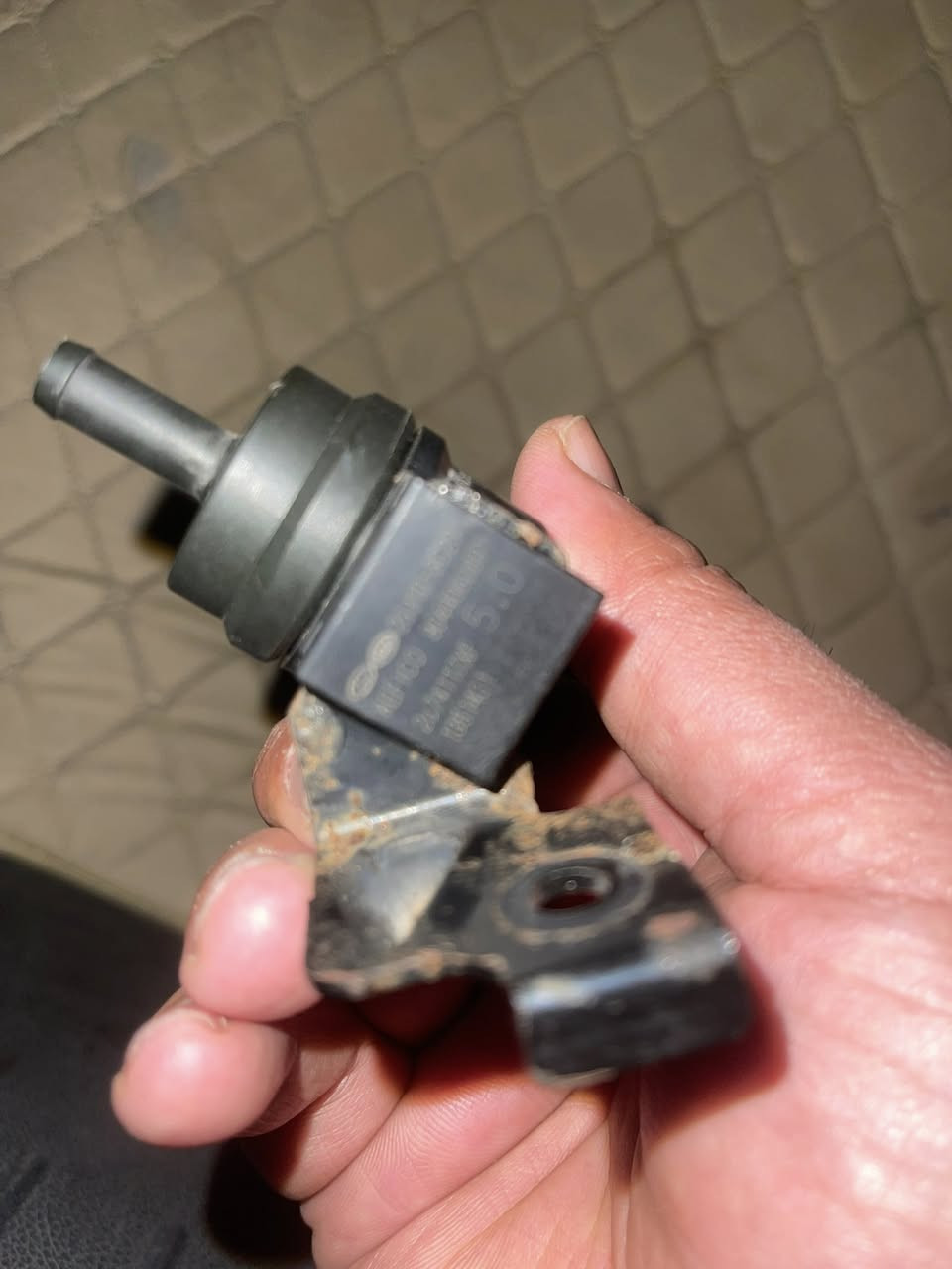 تفصيخ حاويه كيا اوبتما امريكي ١٧ قيم واخذ
***********
