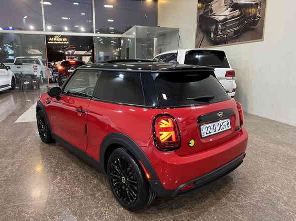 ⁨ MINI COOPER S Electric 

موديل: 2023
وارد: امريكي
رؤيشتن: 12,000مايل
نرخ: 17,500$
مؤبايل📞: ***********
***********
ناونيشان:هةولير _معرض هاشم للسيارات 
شةقامي ١٠٠م بةرامبةر دائيرةي گمرگ سيارات

‏HASHM_FOR_CARS___هاشم للسيارات 

موديل: 2023
وارد: امريكي
ماشي: 12,000مايل
السعر: 17,500$
تلفون📞: ***********
***********
العنوان:اربيل _معرض هاشم للسيارات 
شارع ١٠٠م مقابل دائرة كمرك سيارات 

‏HASHM_FOR_CARS___هاشم للسيارات⁩

