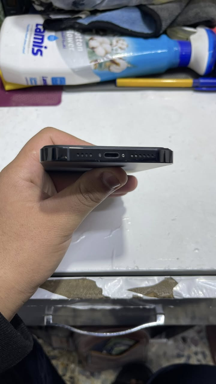 السلام عليكم أيفون 14 برو ماكس ذاكره 256 بطاريه 80 الجهاز مبدل شاشه وصط وبيها شعرور زغيره جوه السعر 625 وبي مجال قليل مكان بغداد البلديات رقمي ***********
