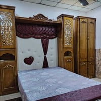 غرفه ملحق • جديدة • استخدام قليل