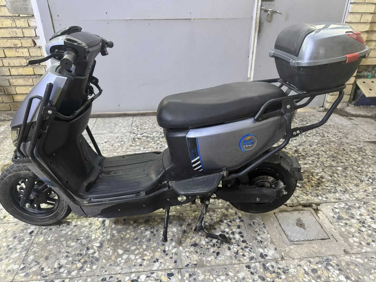 دراجه شحن ٧ بطاريات بطارياتها جدد
دراجه شحن ٧ بطاريات وجدد نقصها بس جاملغات امامي وخلفي كفرات جدد كهربائيات ما ملعوب بيهن 
سعرها ٦٠٠ مكاني بغداد زعفرانية 
***********
