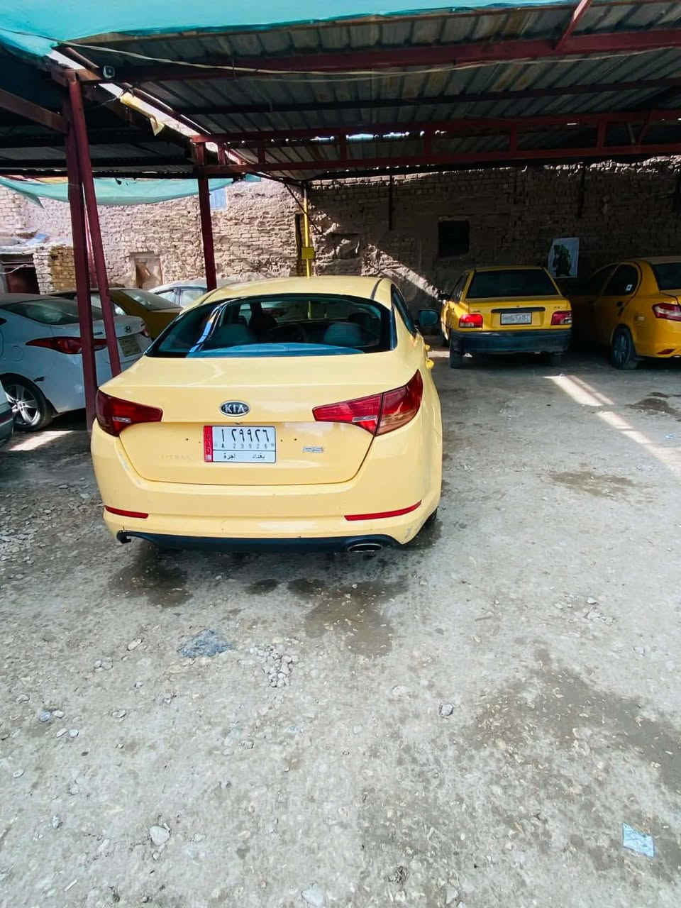 السلام عليكم
كيا اوبتمه لبيع وارد كوري غاز بانزين
موديل 2012
مكينه 2000
 رقم بغداد
تحويل ثاني يوم
سياره جاهزه  كبل الشارع
بيهه ضربه بل جاملغ الخلفي  يم قبق البانزين
مكينه كير حداديه تخم تأير كله جديد مكان سياره دوانيه
السعر 95 وبيه مجال بسيط شراي اتصال
***********.   ***********.   خاص ماجاوب
