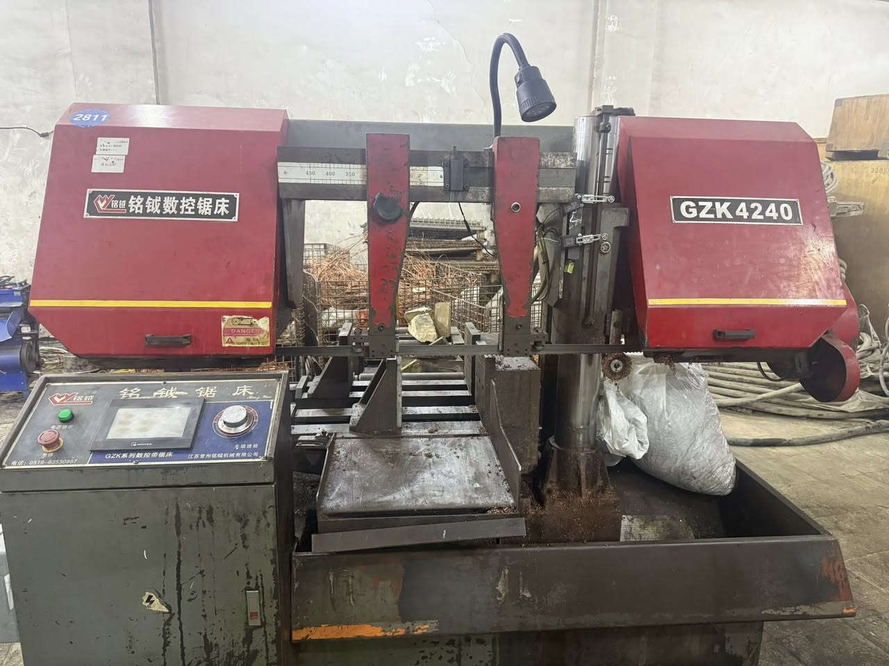 منشار نضام cnc 
يعمل الى حد 45 cm
***********
